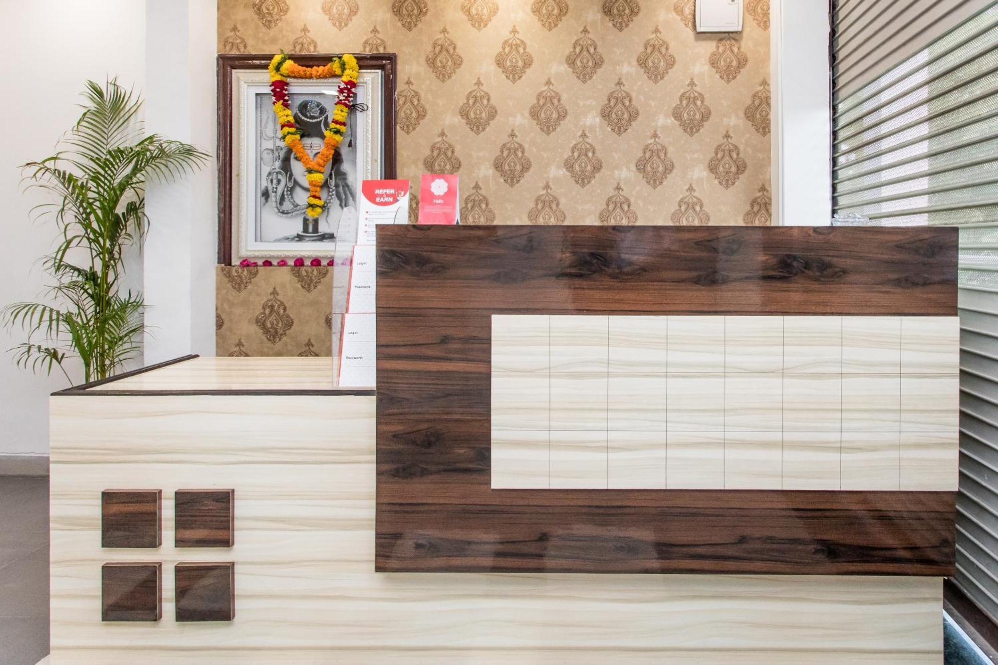 Jmc Hotel Blue Inn Indore Exterior photo